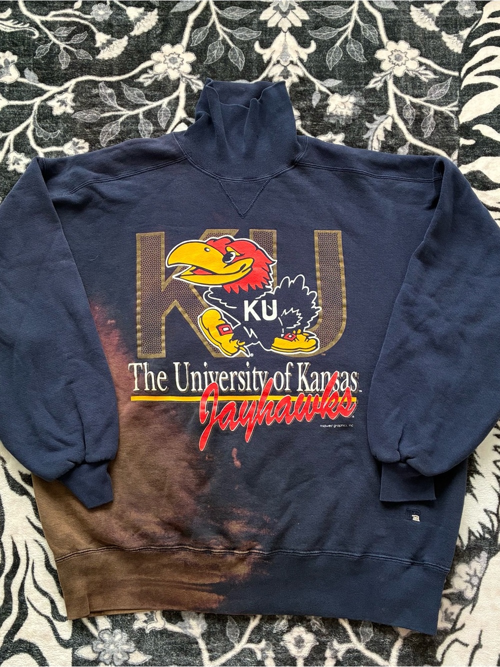 000 - VINTAGE 90s UNIVERSITY OF KANSAS KU JAYHAWKS RUSSELL ATHLETICS SWEATSHIRT